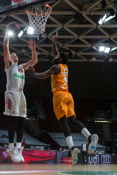 基耶萨的突 基耶萨的突