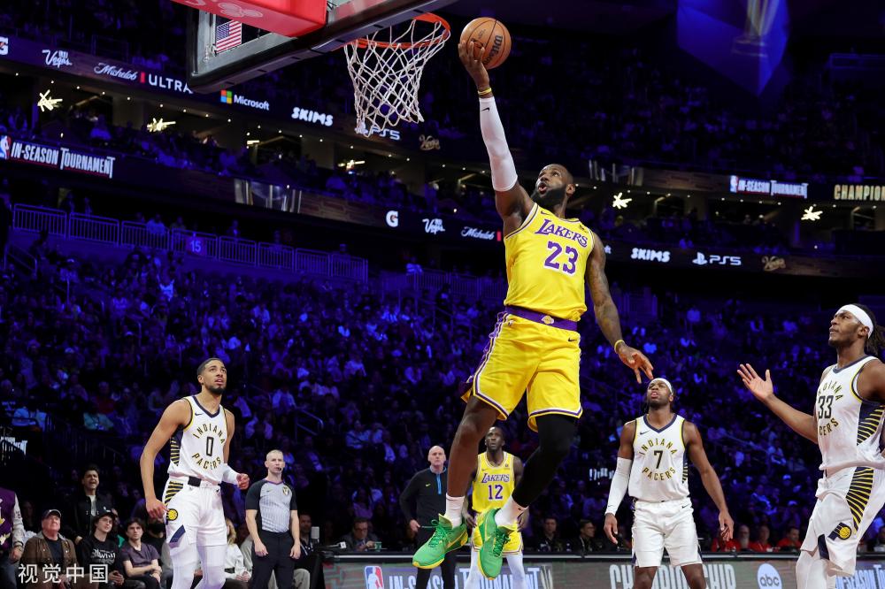 更是现代足 更是现代足